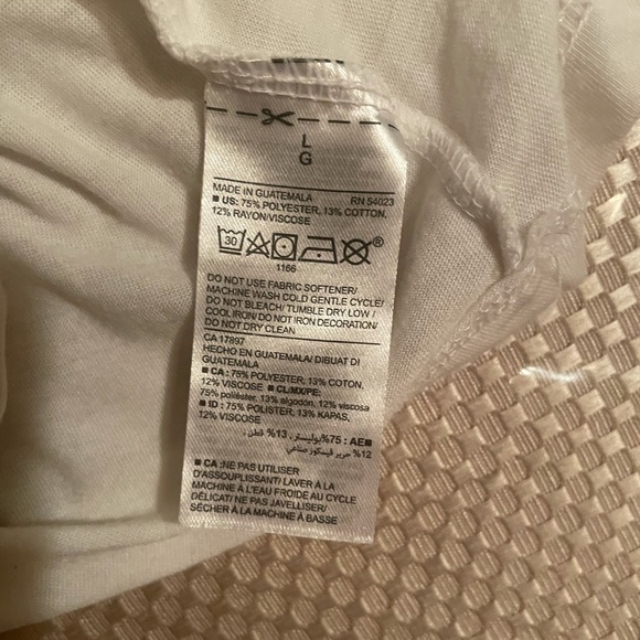 NWT Old Navy Active White with pink writing size large - Picture 3 of 9